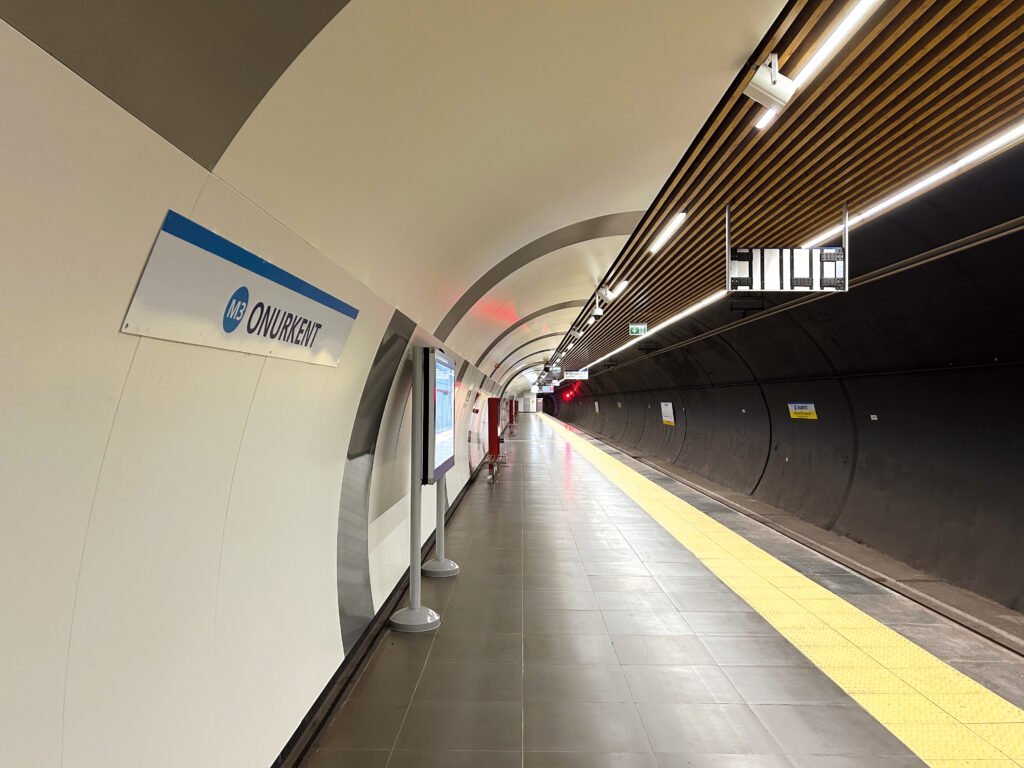 Başakşehir - Onurkent Metro İstasyonu Yapım İşi 2 Onurkent Metro Istasyonu M8 2024 |